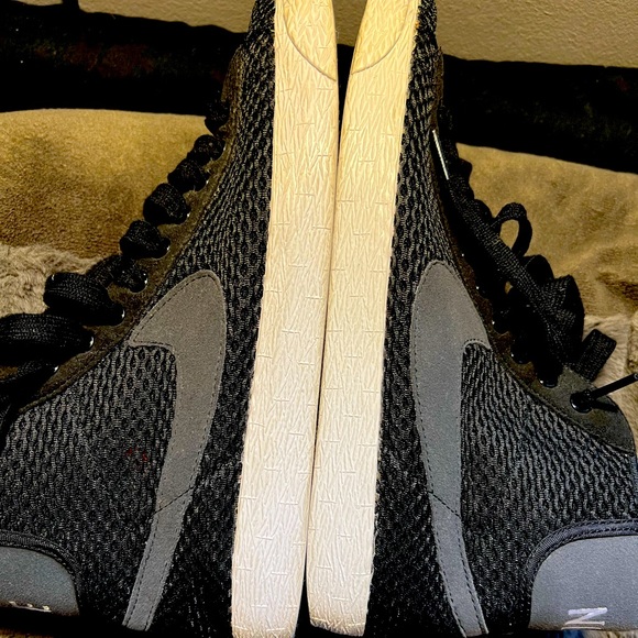 UNIQUE NIKE BLAZERS - Picture 8 of 15